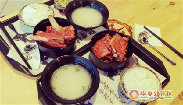 犟骨侠排骨饭加盟